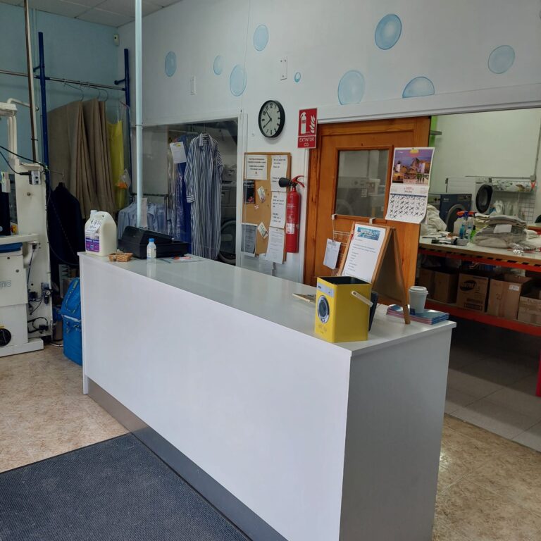 Laundrette Lavanderia Los Belones 1 768x768
