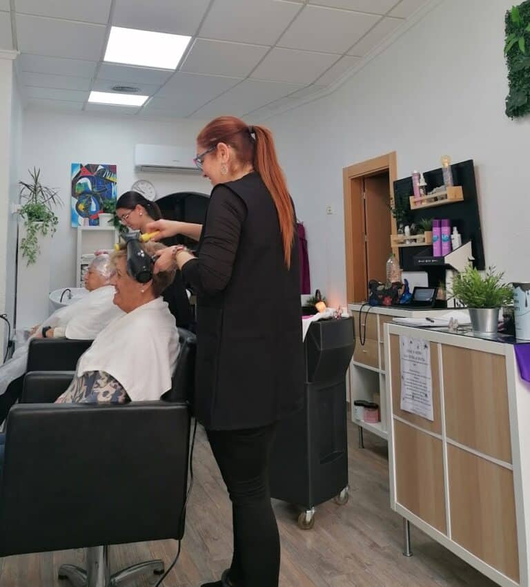peluqueria patricia los belones 768x850
