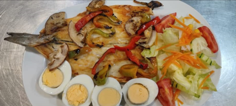 cafe bar el tato platos 768x346