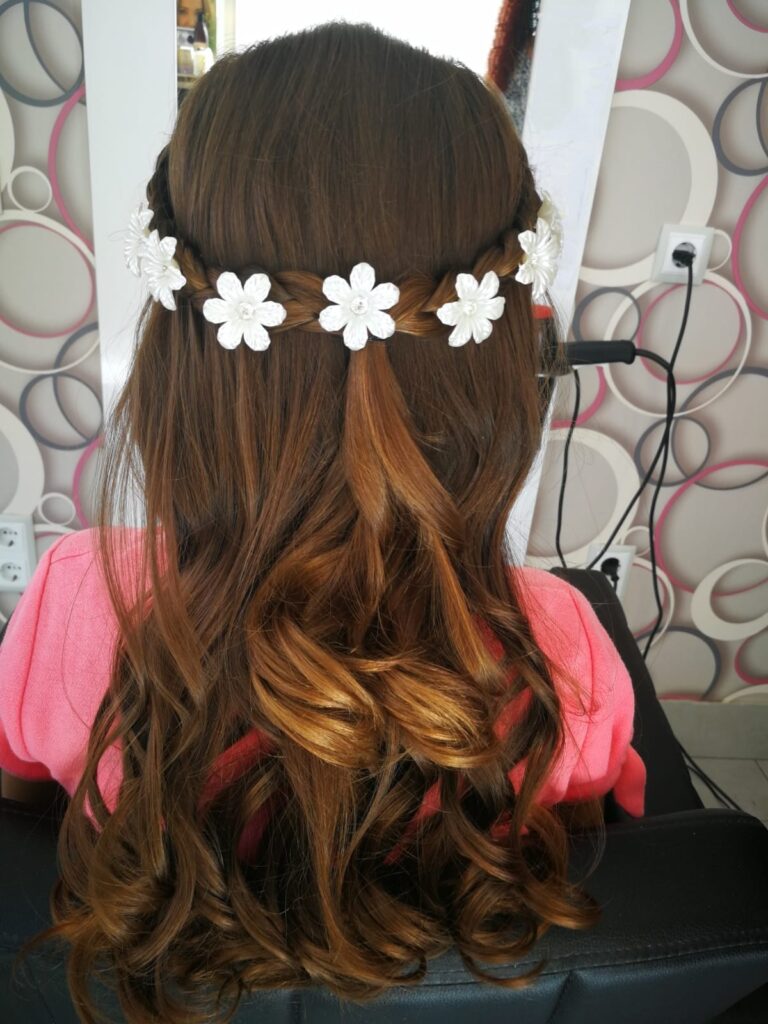 peluqueria monica los belones peinado 3 768x1024