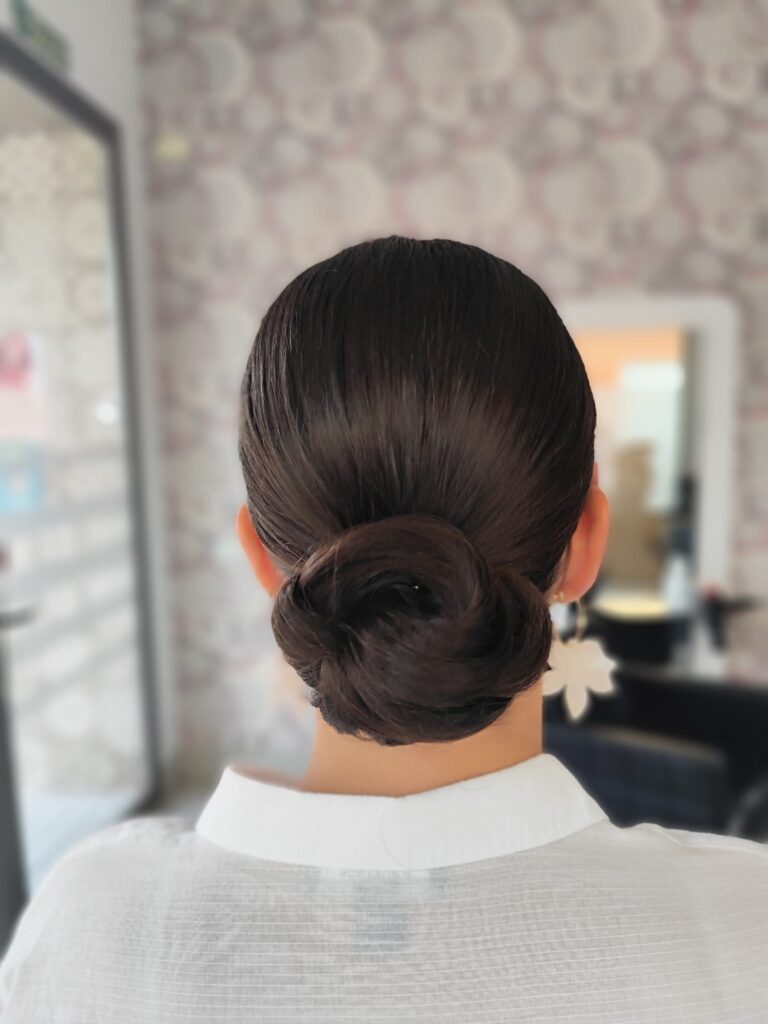 peluqueria monica los belones peinado 768x1024