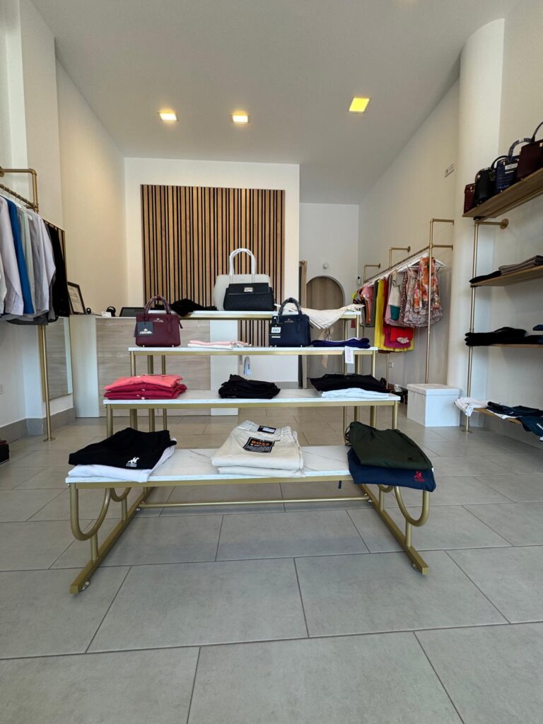 Elas Fashion 3 768x1024