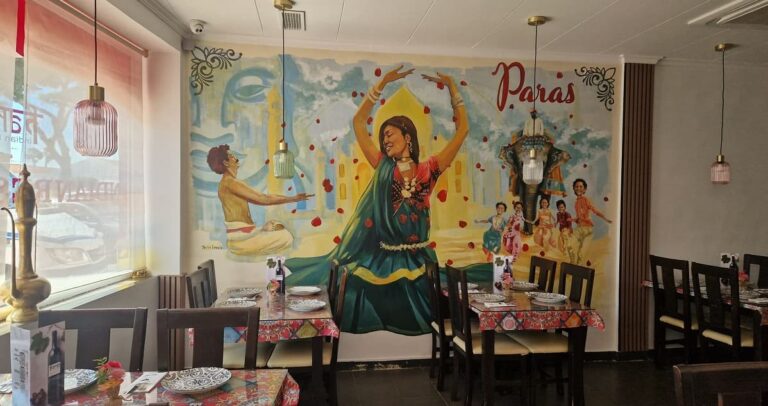 paras indian restaurant los belones interior 2 768x406